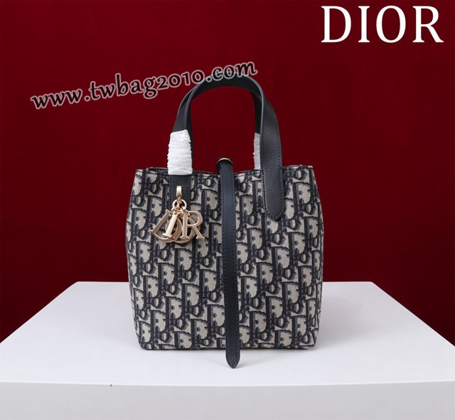 Dior专柜新款迪奥高仿原单藤格纹图案Toujours竖版手袋时尚托特购物包 djfk1677